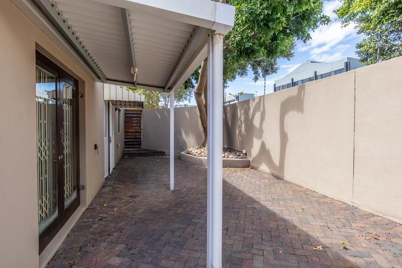 To Let 3 Bedroom Property for Rent in Diep River Western Cape